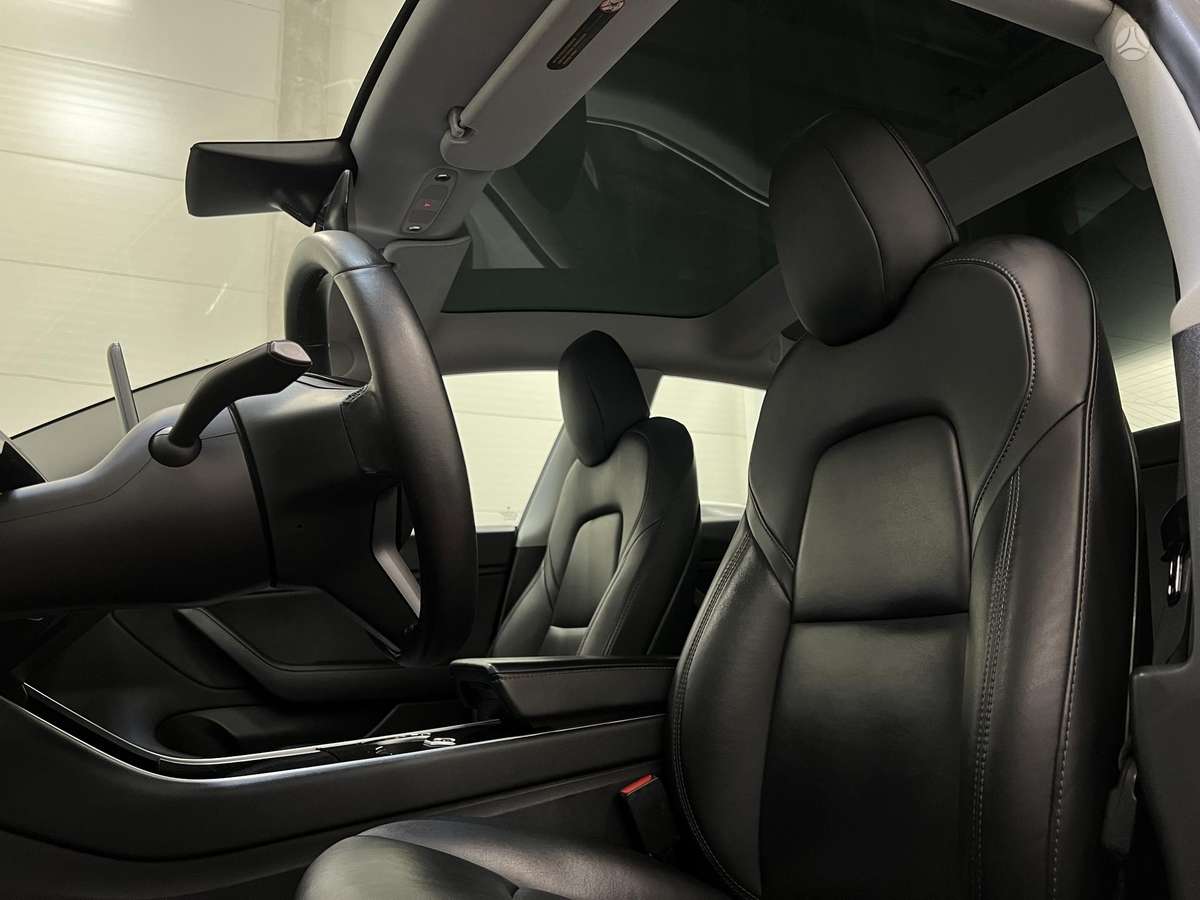 Tesla Model 3, 77 кВт·ч, Седан