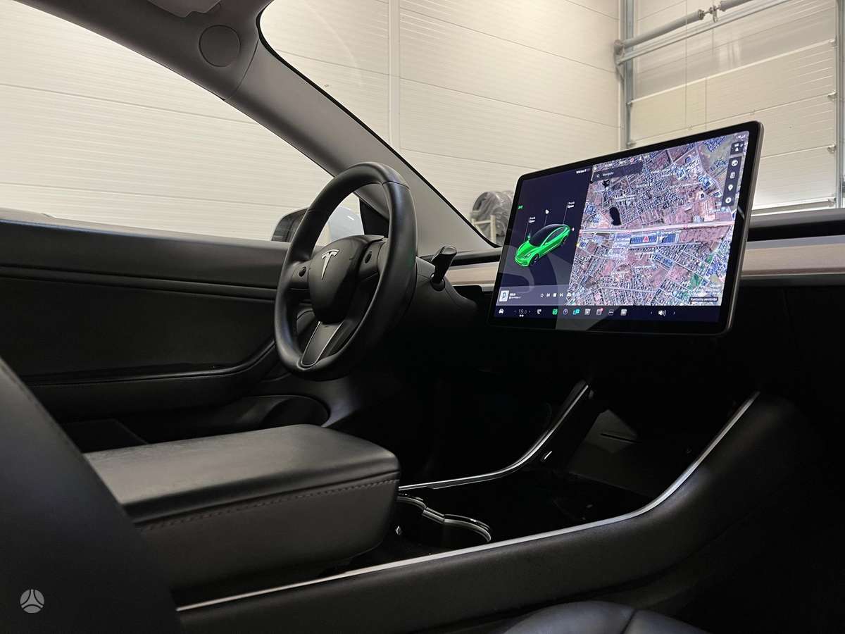 Tesla Model 3, 77 кВт·ч, Седан