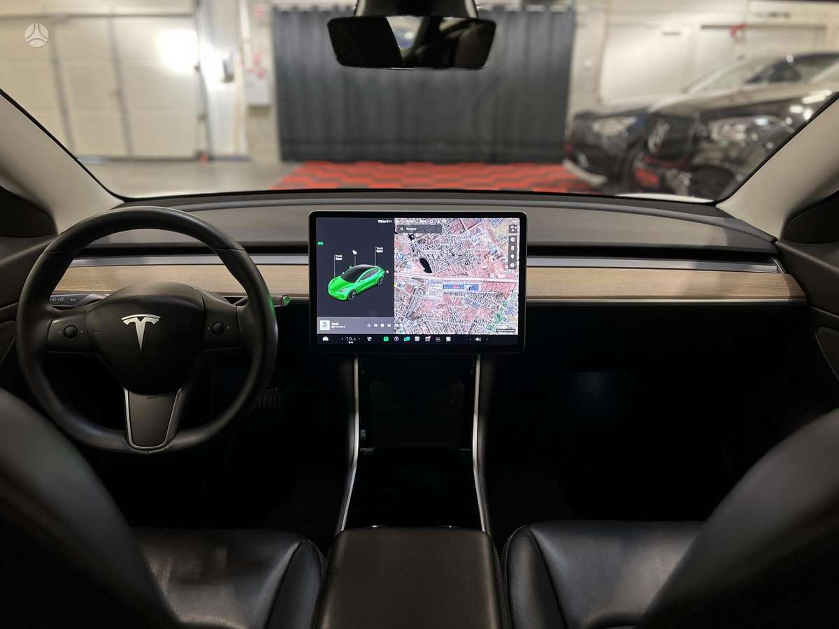 Tesla Model 3, 77 кВт·ч, Седан
