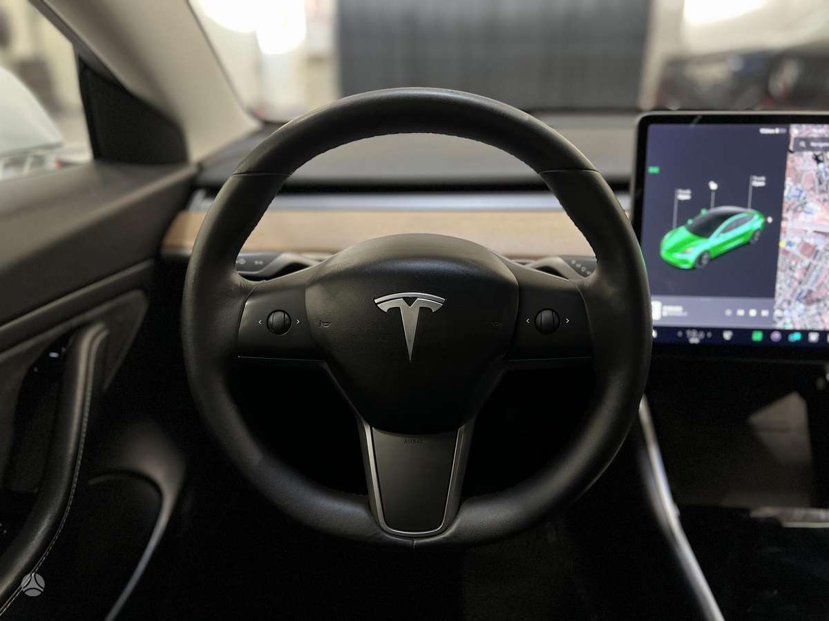 Tesla Model 3, 77 kWh, sedanas