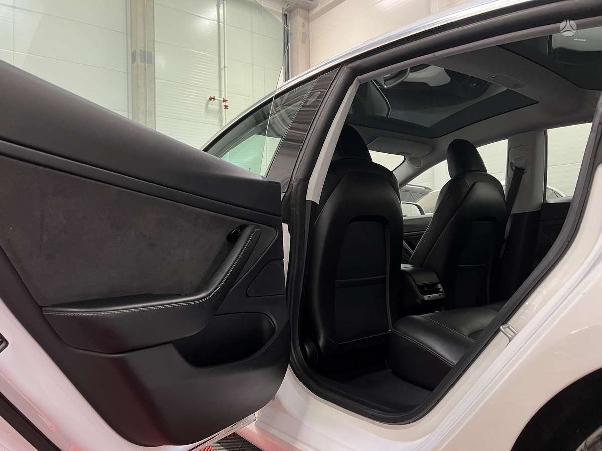 Tesla Model 3, 77 кВт·ч, Седан