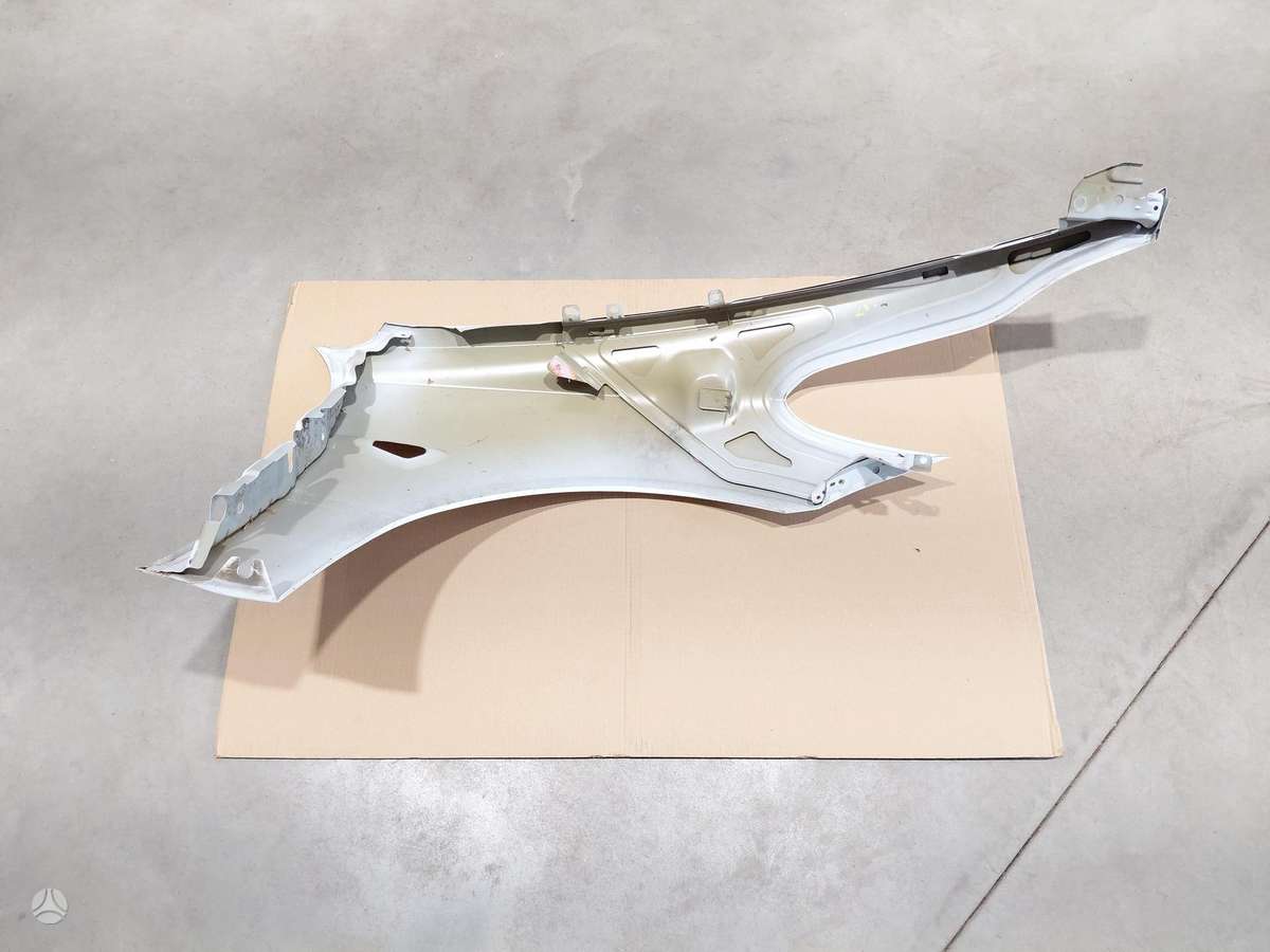 Tesla Model 3 fenders