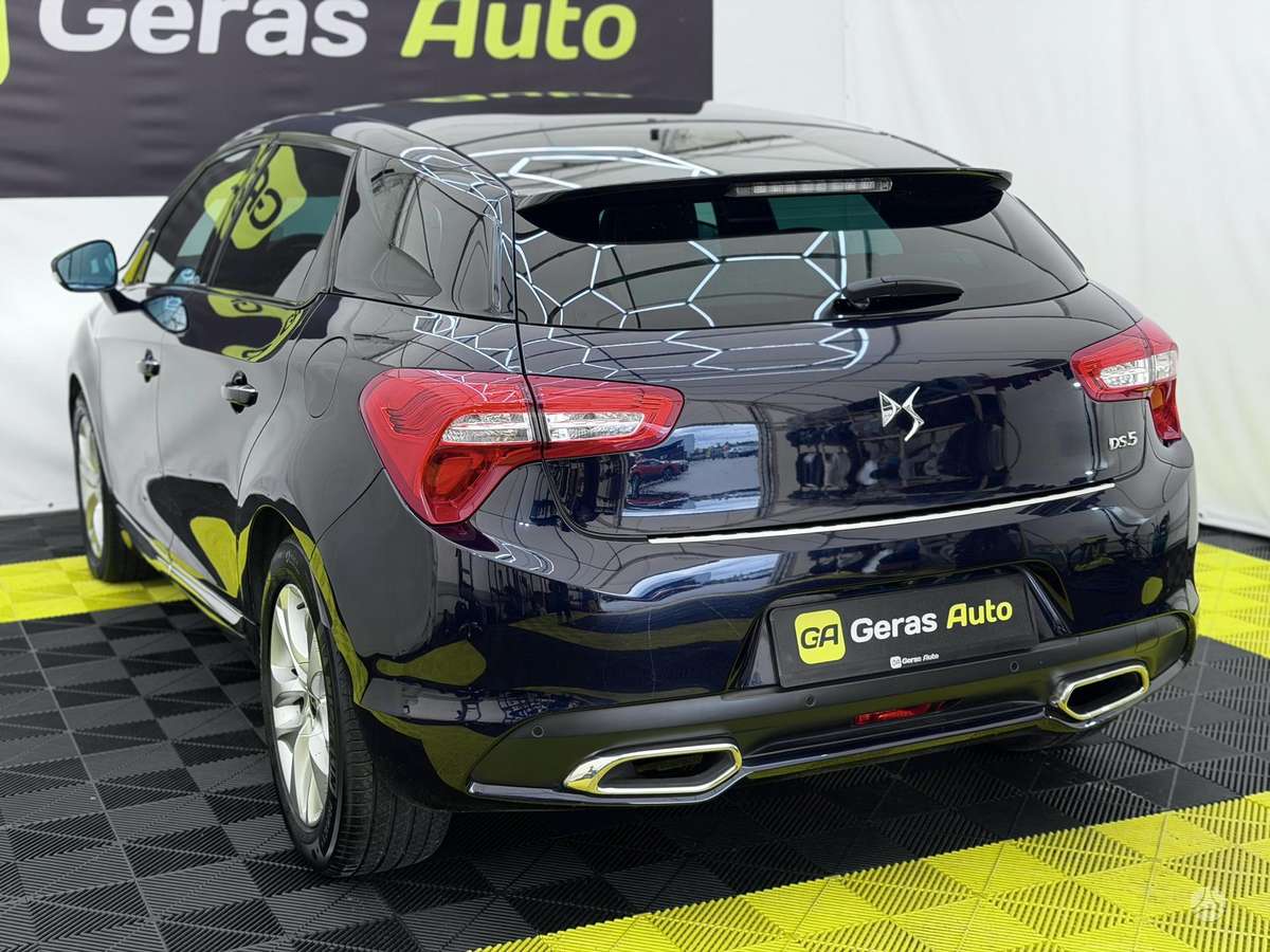 Citroen DS5, 2.0 l., Хэтчбек