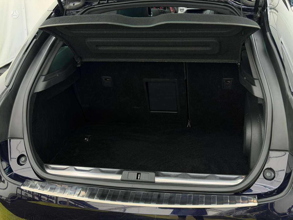Citroen DS5, 2.0 l., Хэтчбек