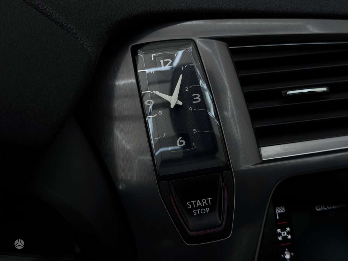 Citroen DS5, 2.0 l., Хэтчбек