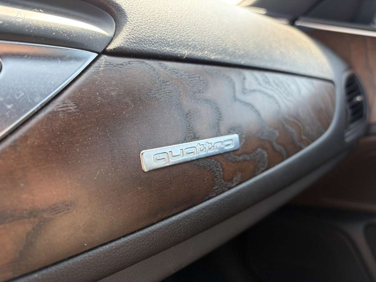 Audi A6 allroad, 3.0 l., Универсал