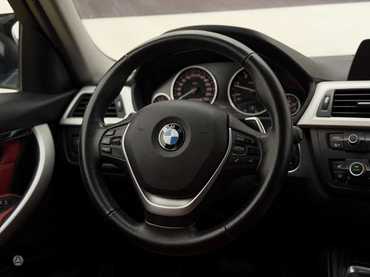 BMW 320, 2.0 l., Седан