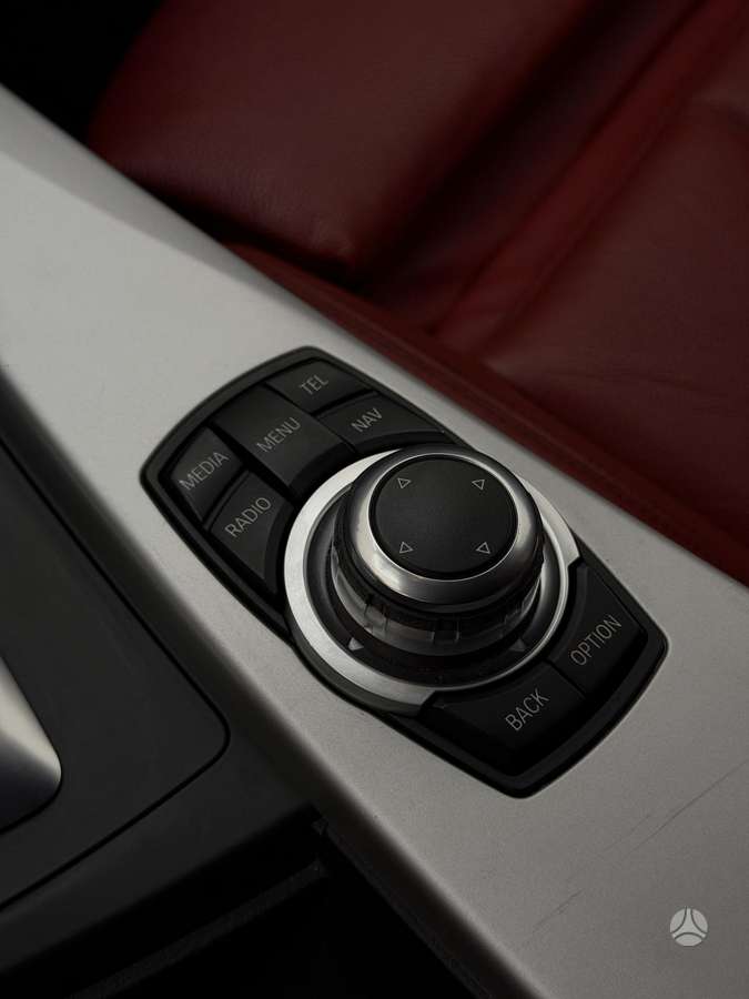 BMW 320, 2.0 l., Седан