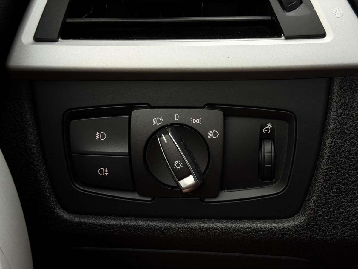 BMW 320, 2.0 l., Седан