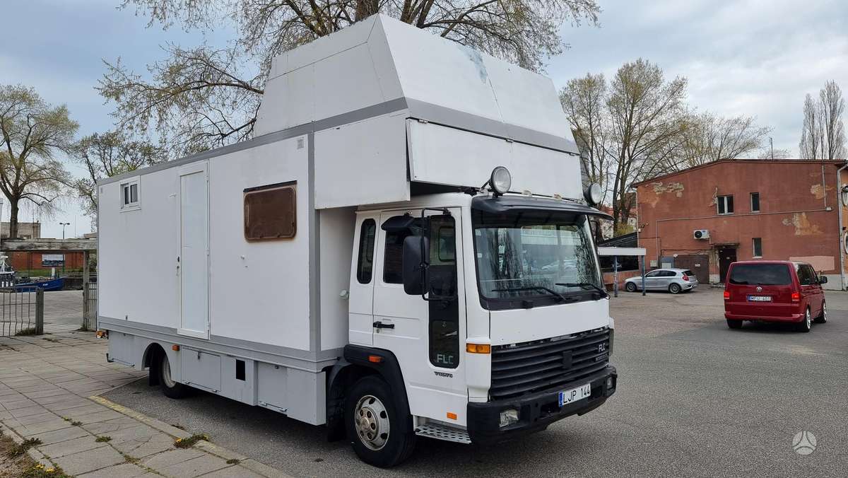 Volvo FLCL 4x2, gyvulių pervežimo