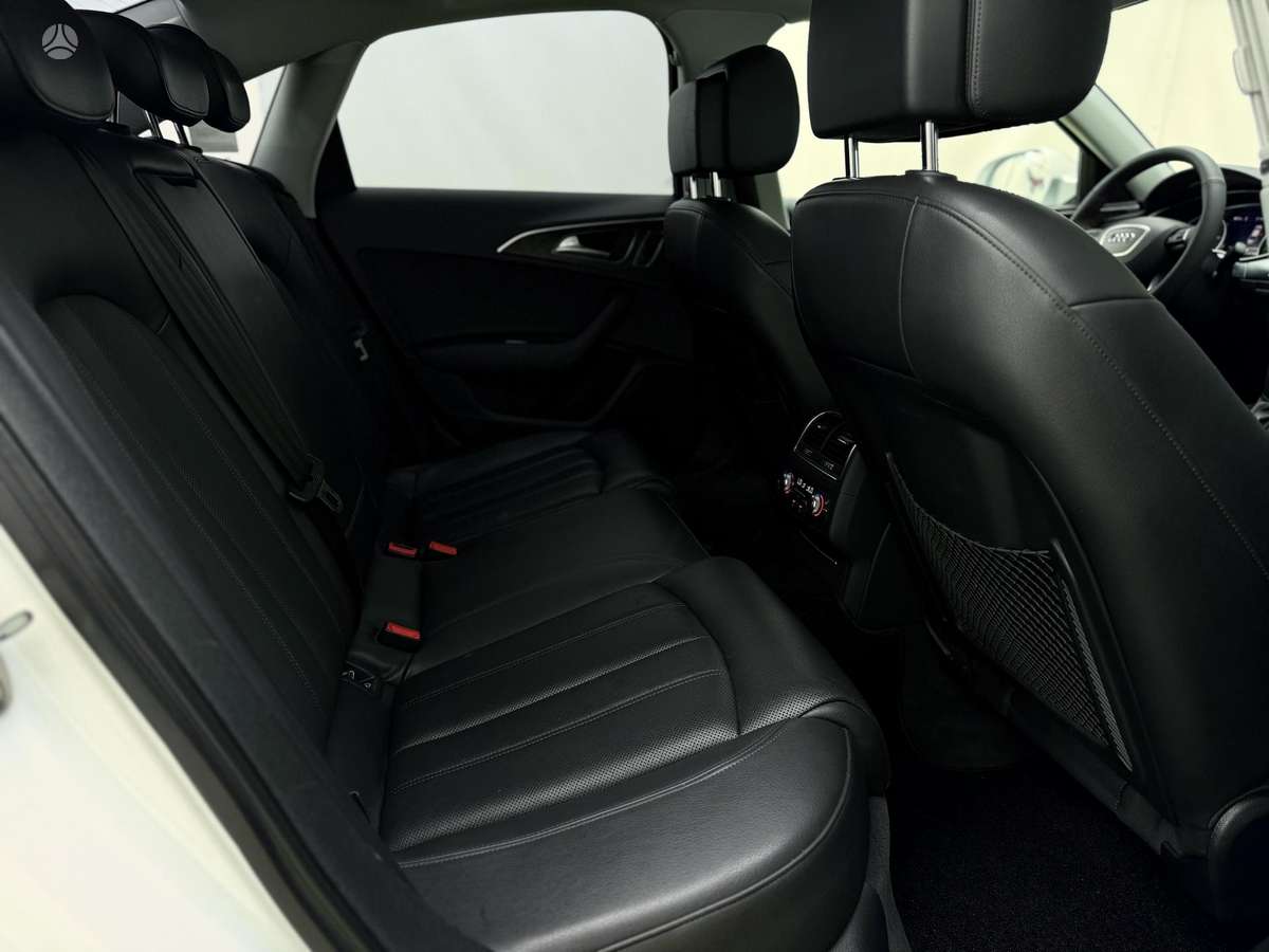 Audi A6, 2.0 l., Седан