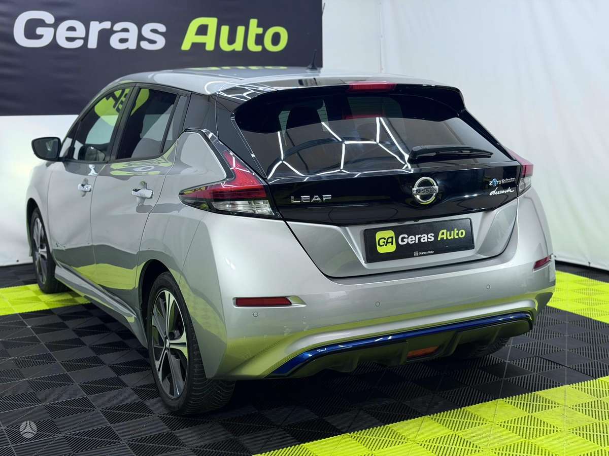 Nissan Leaf, 40 kWh, hatchback