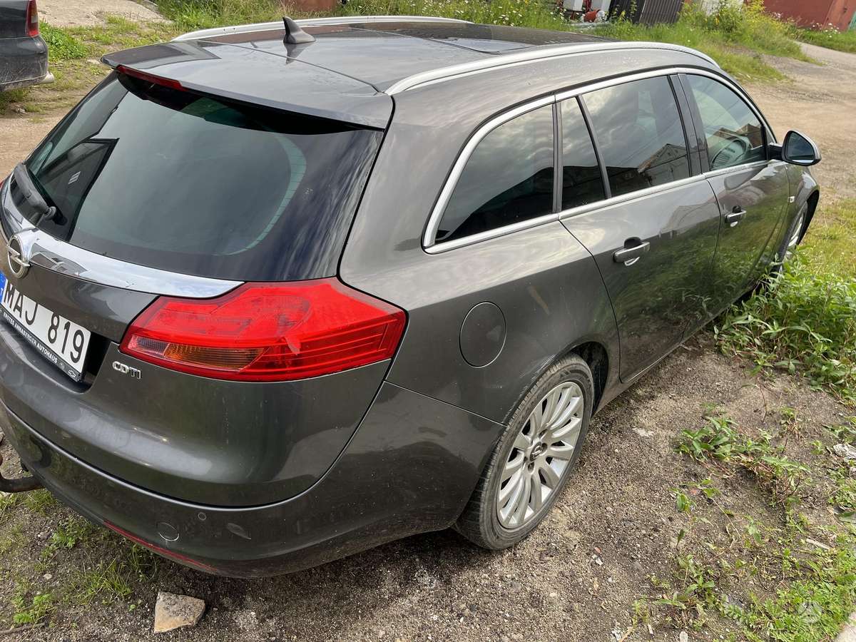 Opel Insignia, 2.0 l., Универсал