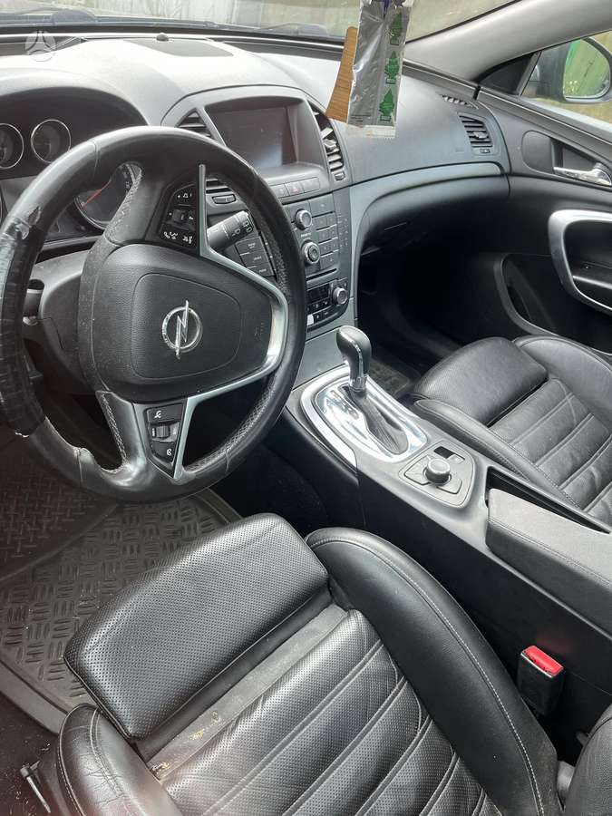 Opel Insignia, 2.0 l., Универсал