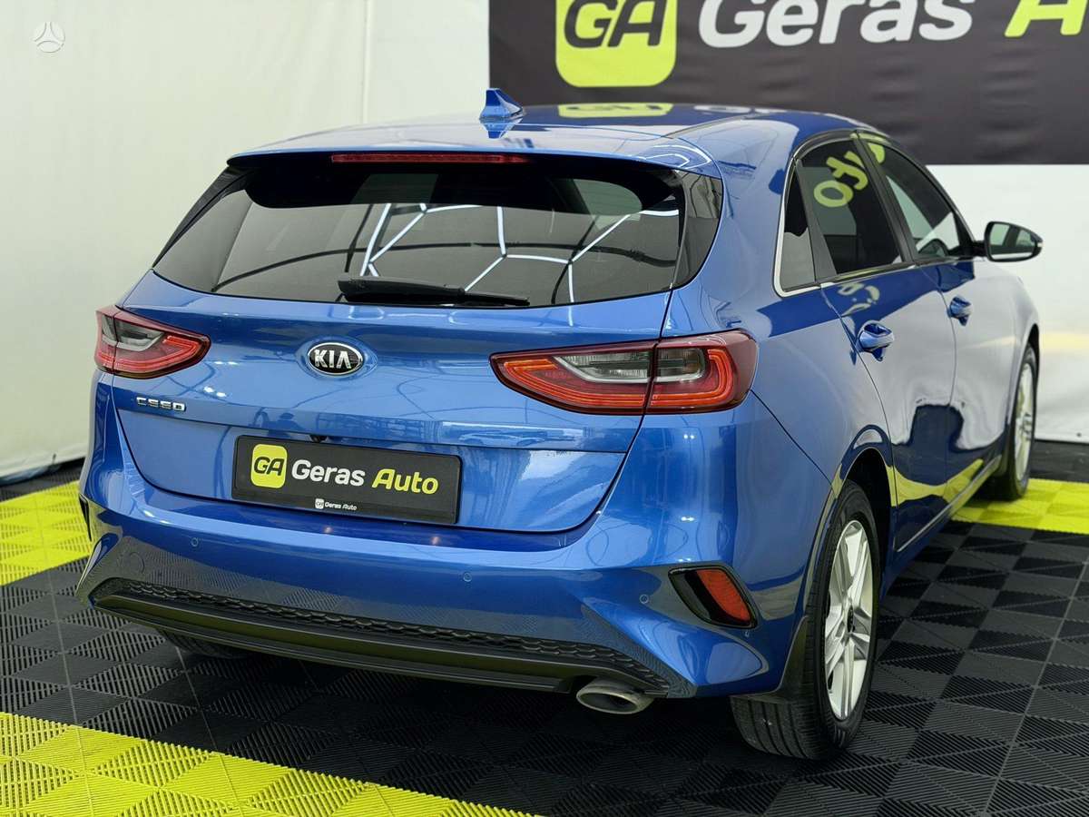 Kia Ceed, 1.6 l., Хэтчбек