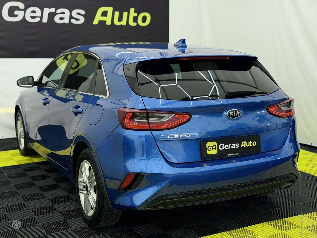Kia Ceed, 1.6 l., Хэтчбек