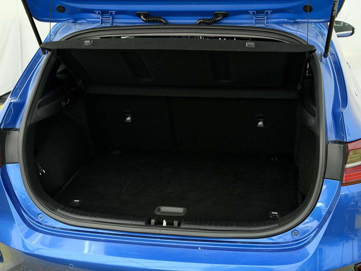 Kia Ceed, 1.6 l., Хэтчбек