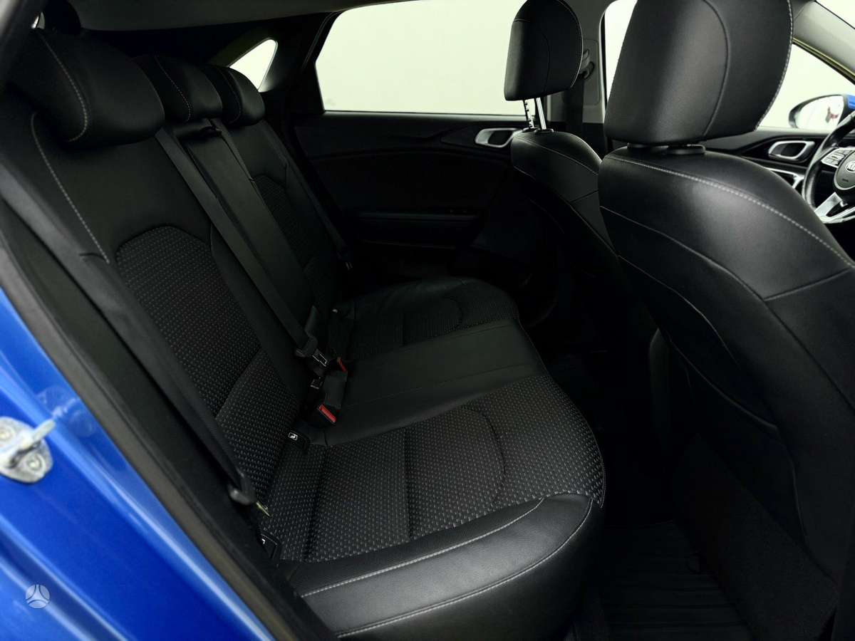 Kia Ceed, 1.6 l., Хэтчбек