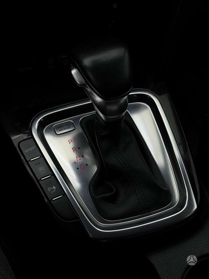 Kia Ceed, 1.6 l., Хэтчбек
