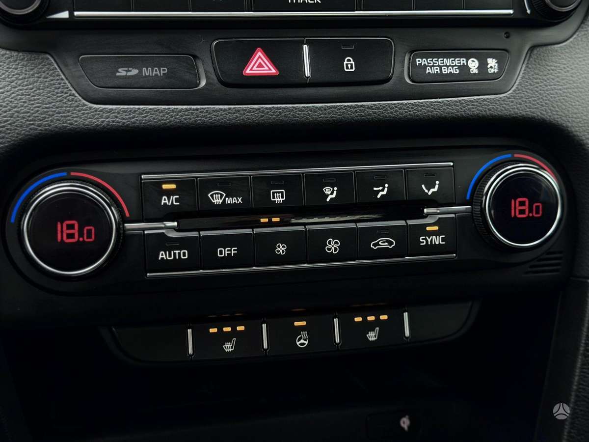 Kia Ceed, 1.6 l., Хэтчбек