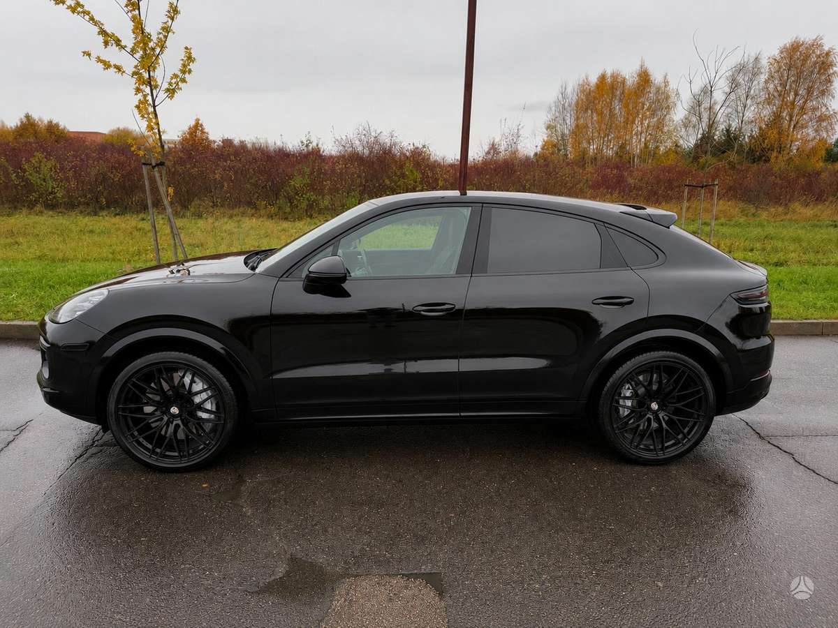 Porsche Cayenne Coupe - 4