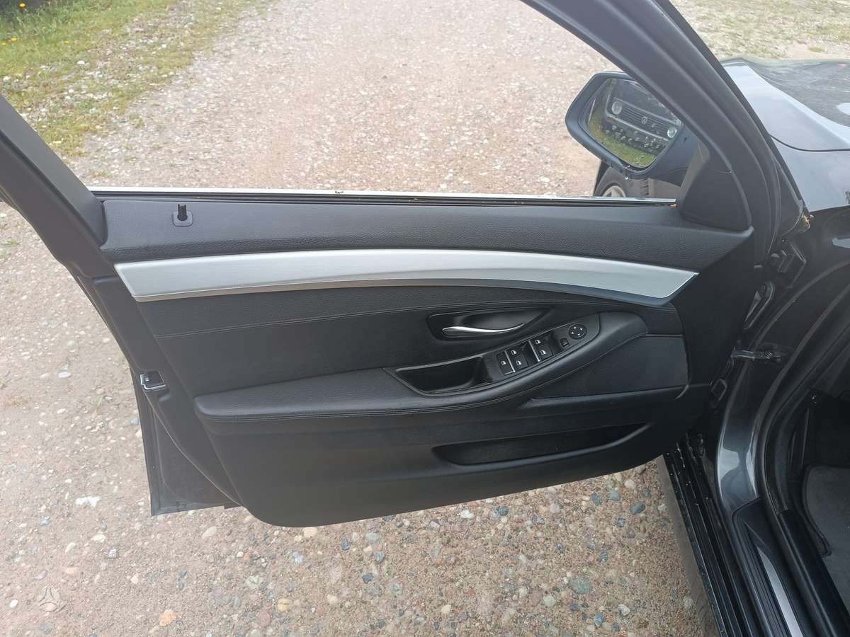 BMW 520, 2.0 l., Универсал