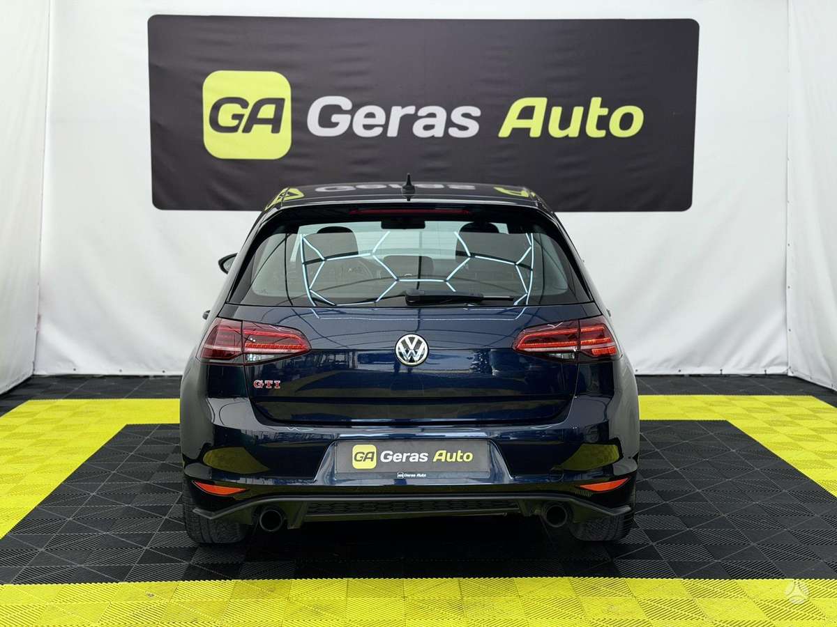 Volkswagen Golf, 2.0 l., hatchback