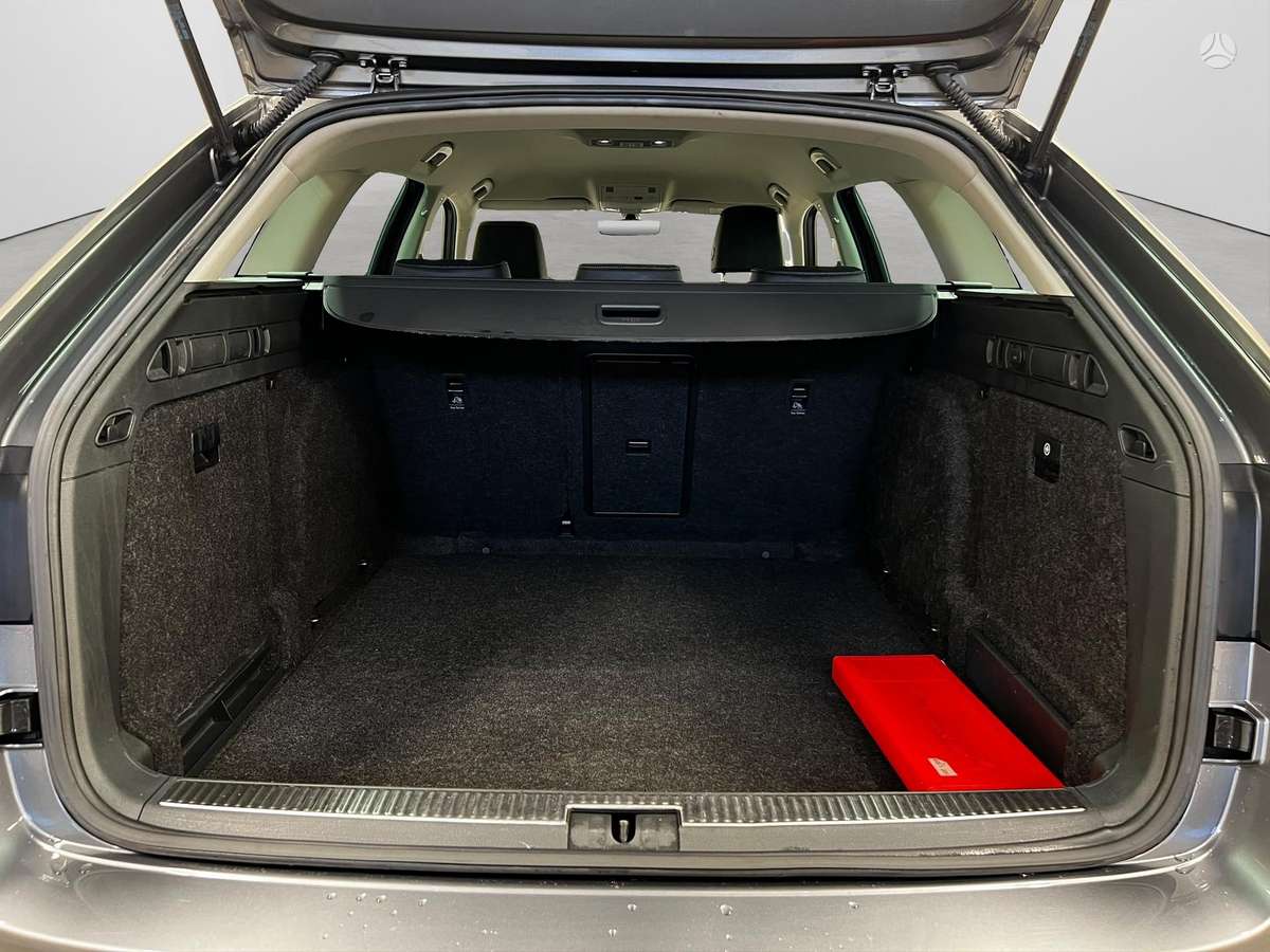 Skoda Superb, 2.0 l., Универсал