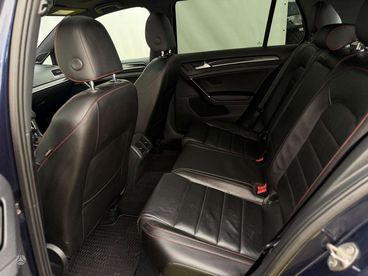 Volkswagen Golf, 2.0 l., hatchback
