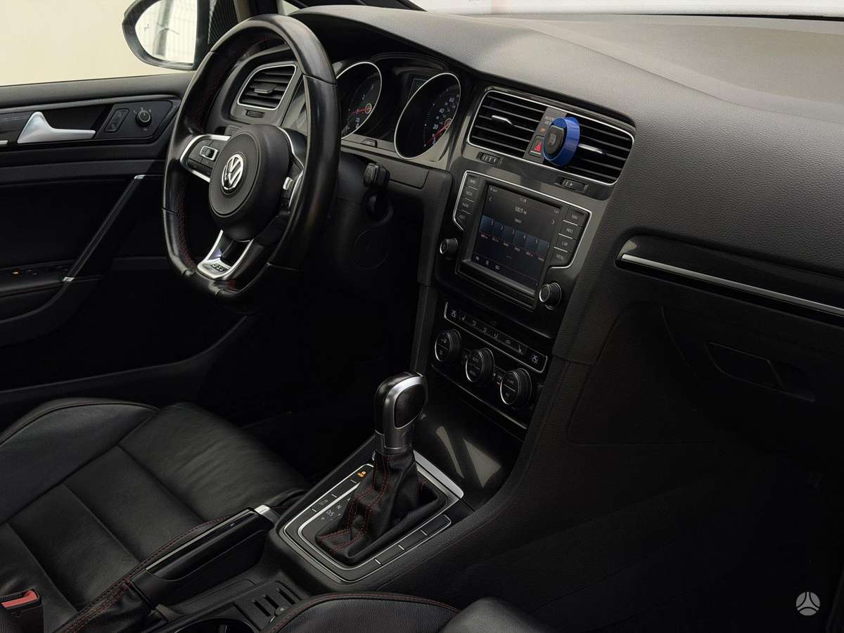 Volkswagen Golf, 2.0 l., hatchback