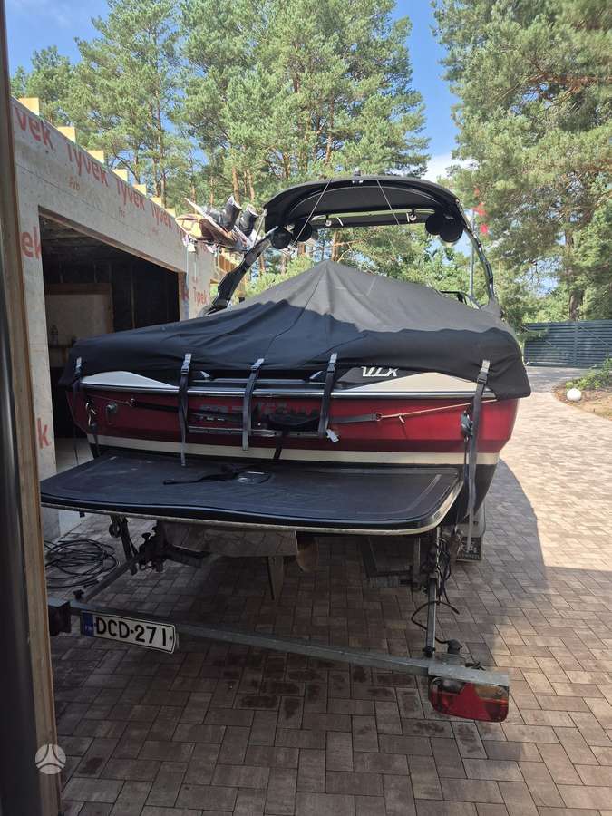 Malibu Wake Setter VLX21, yachts / cruisers
