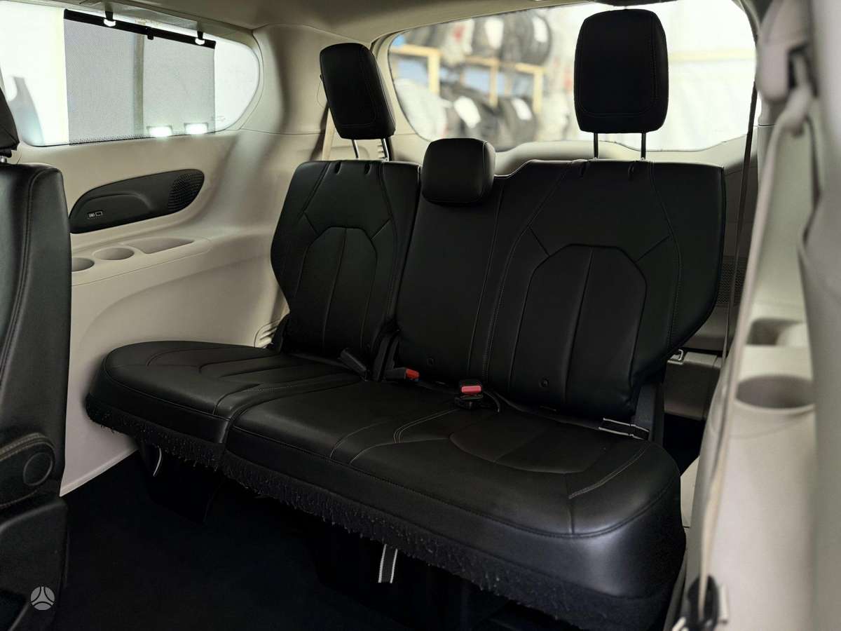 Chrysler Pacifica, 3.6 l., Минивэн