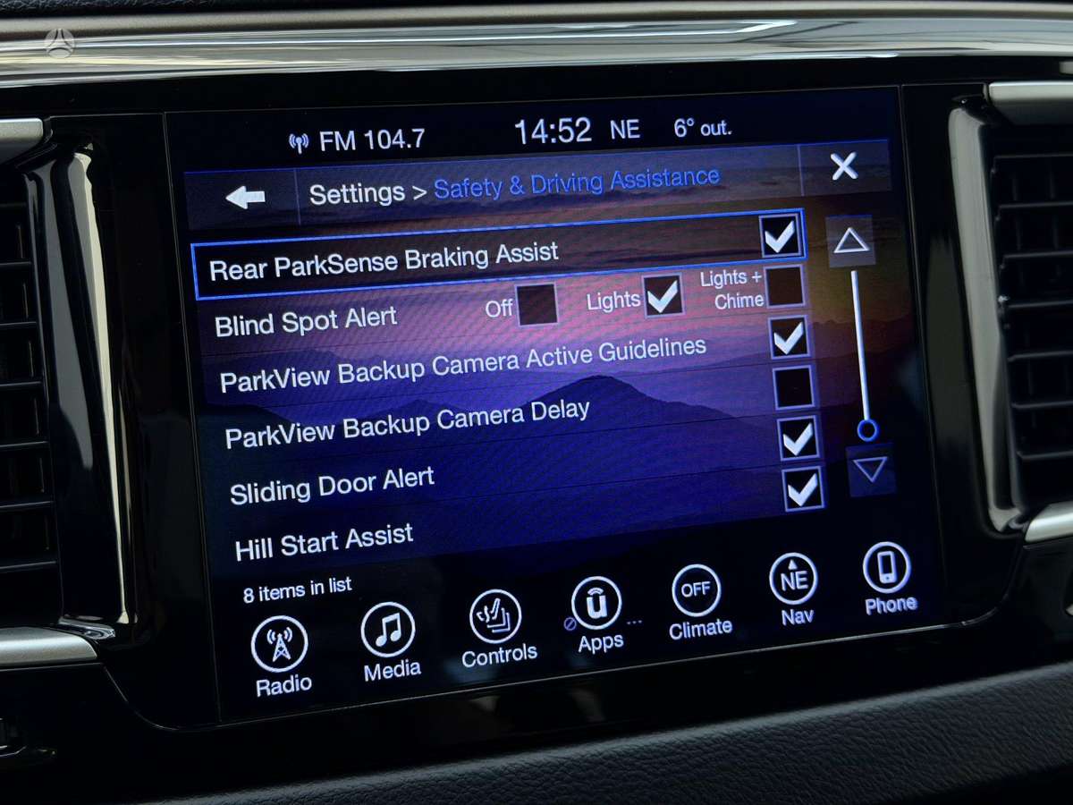 Chrysler Pacifica, 3.6 l., Минивэн