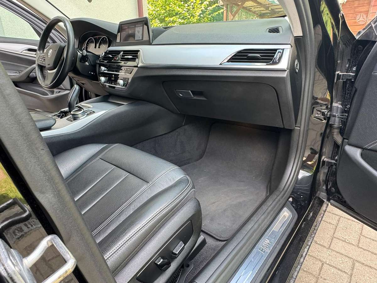 BMW 518, 2.0 l., Универсал
