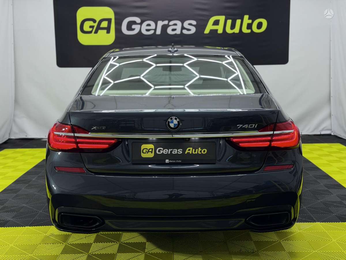 BMW 740, 3.0 l., Седан