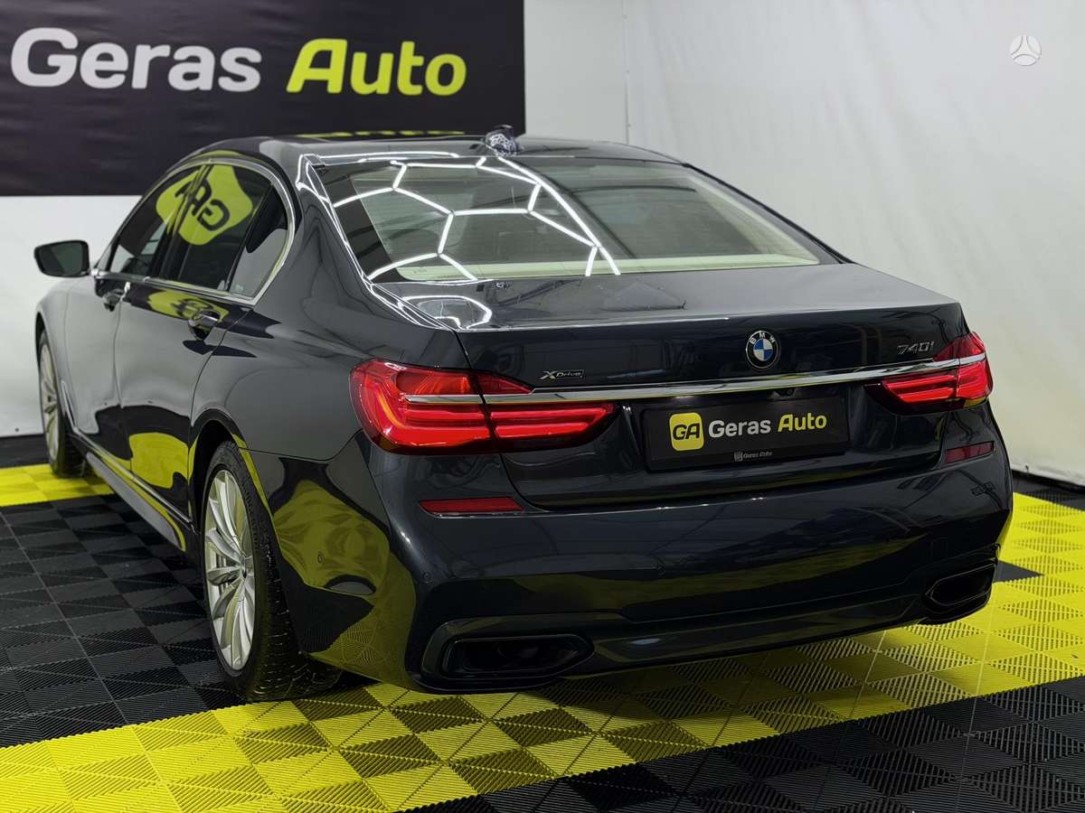BMW 740, 3.0 l., Седан
