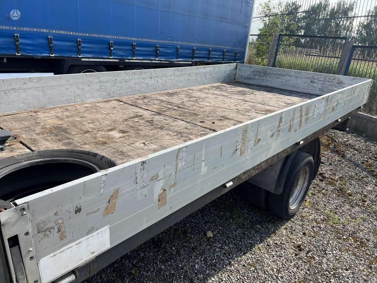 Ford Transit, bortiniai