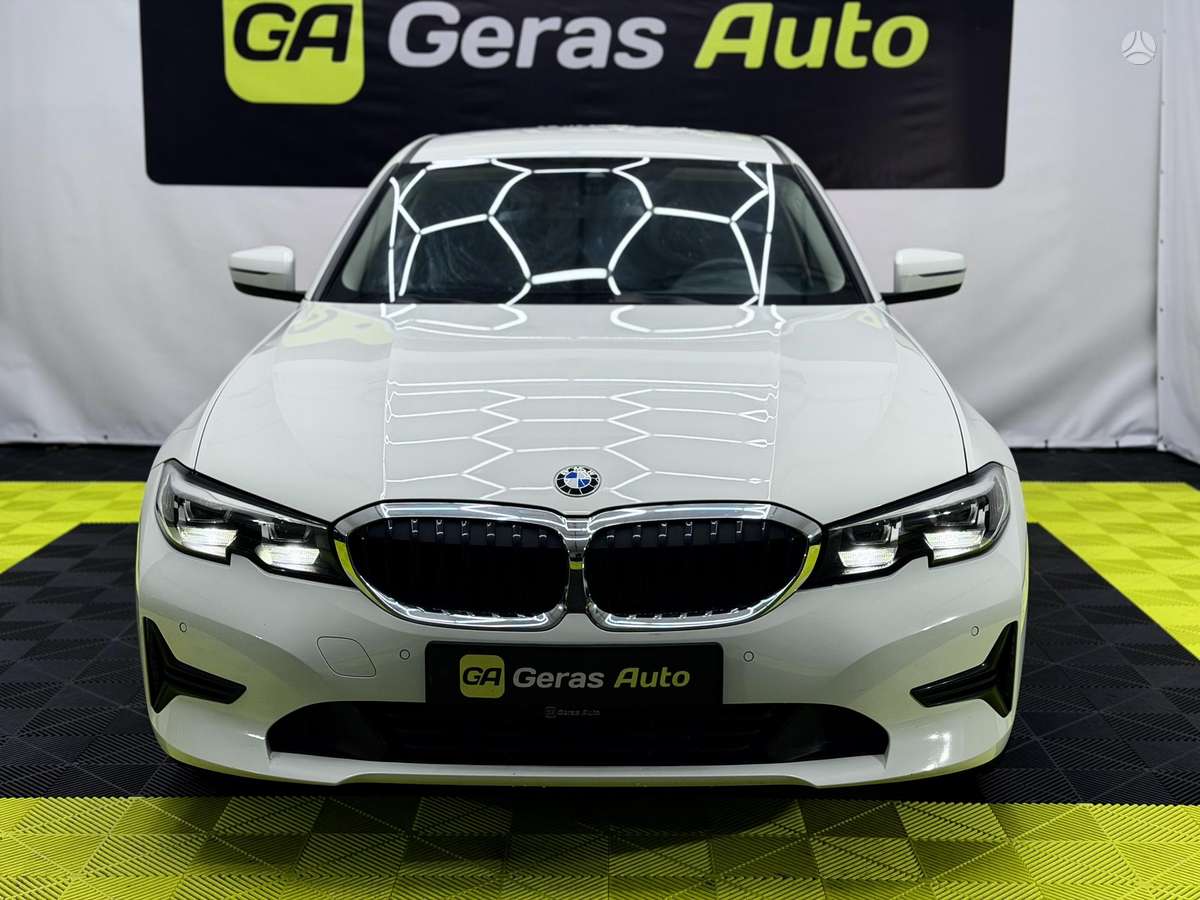 BMW 320, 2.0 l., Седан