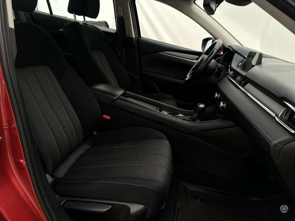 Mazda 6, 2.0 l., Седан