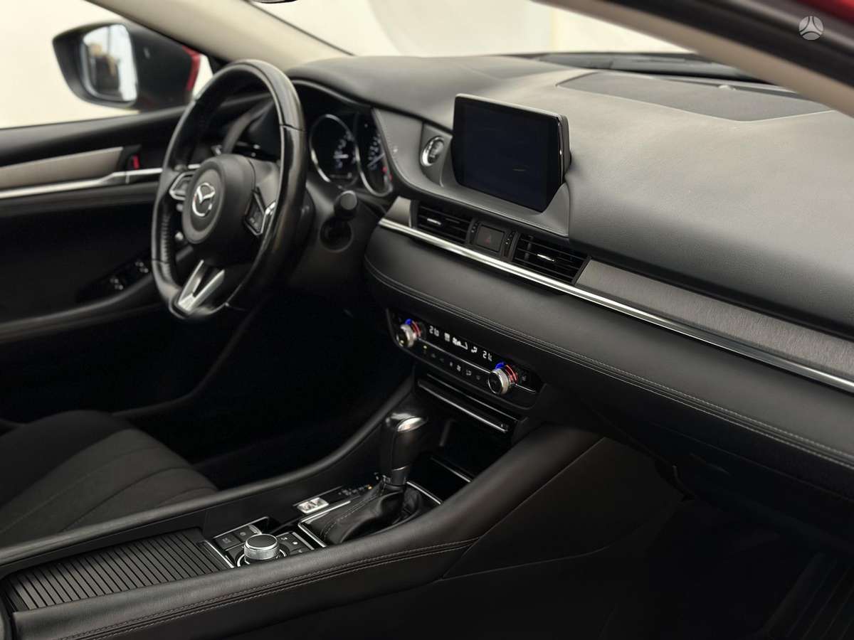 Mazda 6, 2.0 l., Седан
