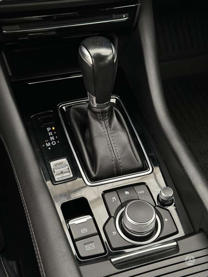 Mazda 6, 2.0 l., Седан