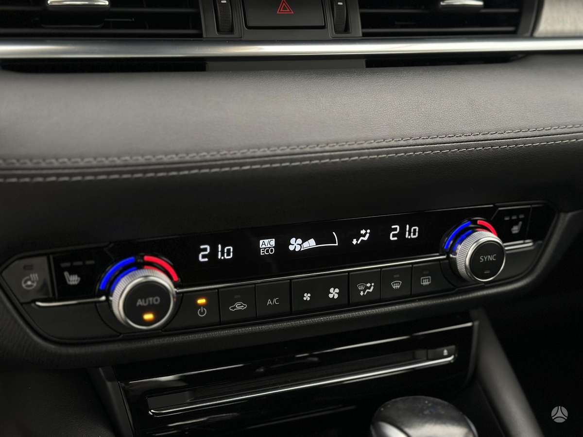 Mazda 6, 2.0 l., Седан