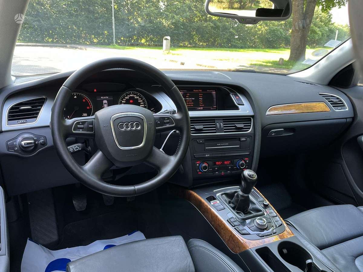 Audi A4, 2.0 l., Универсал