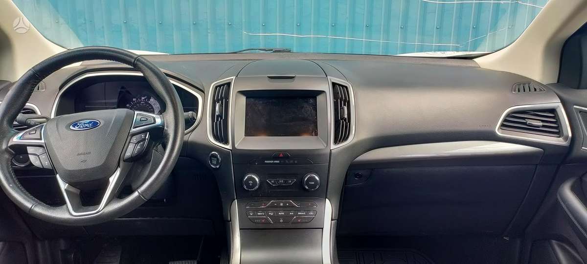 Ford Edge dalimis. Awd