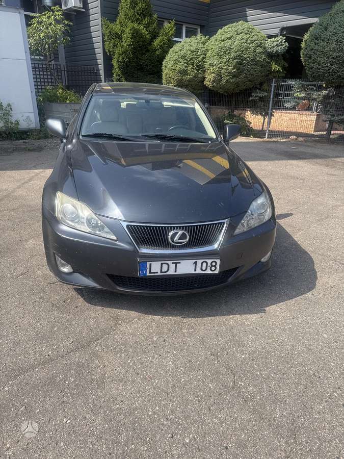 Lexus IS 220, 2.2 l., Седан