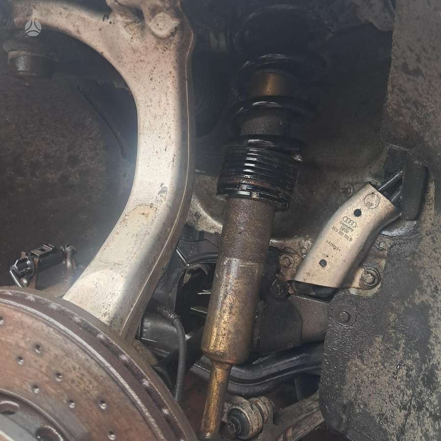 Audi A4, 2.0 l., sedanas