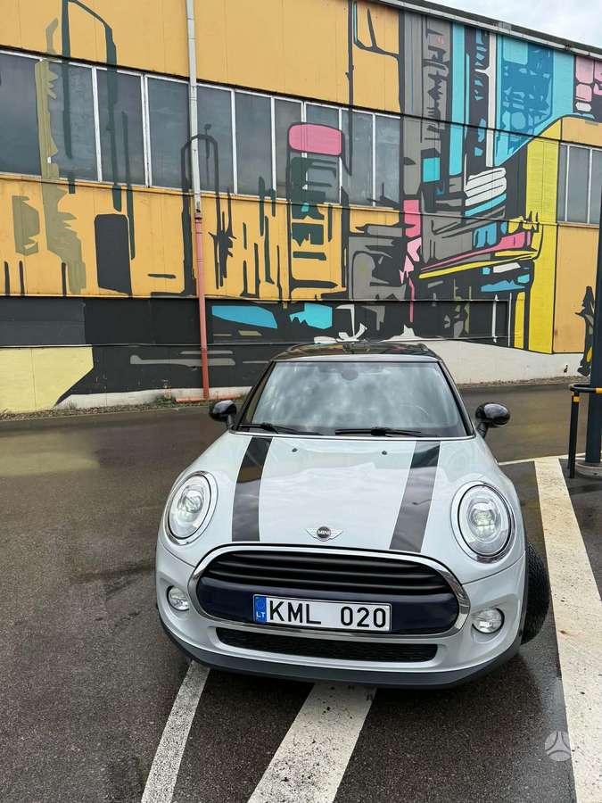 Mini Cooper, 1.5 l., Хэтчбек