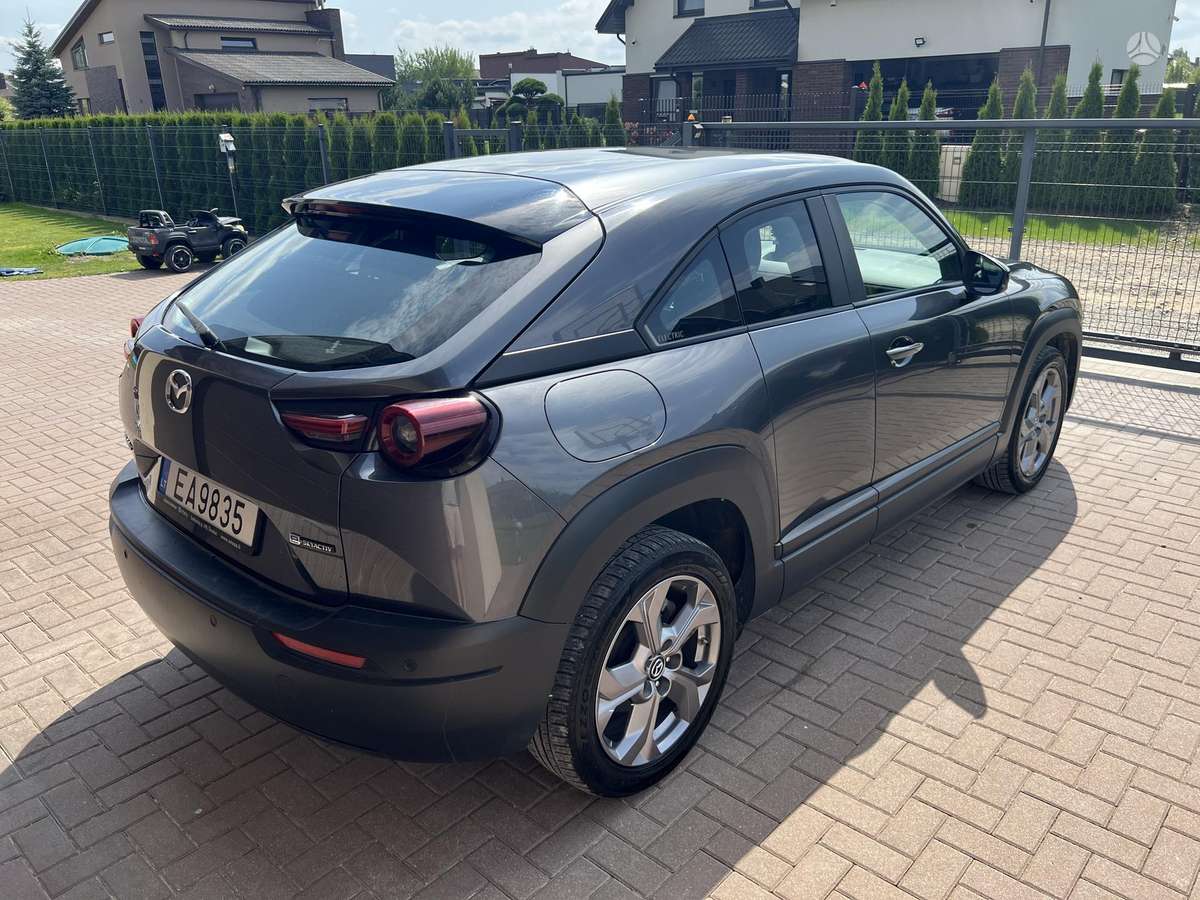 Mazda MX-30, 36 kWh, hatchback