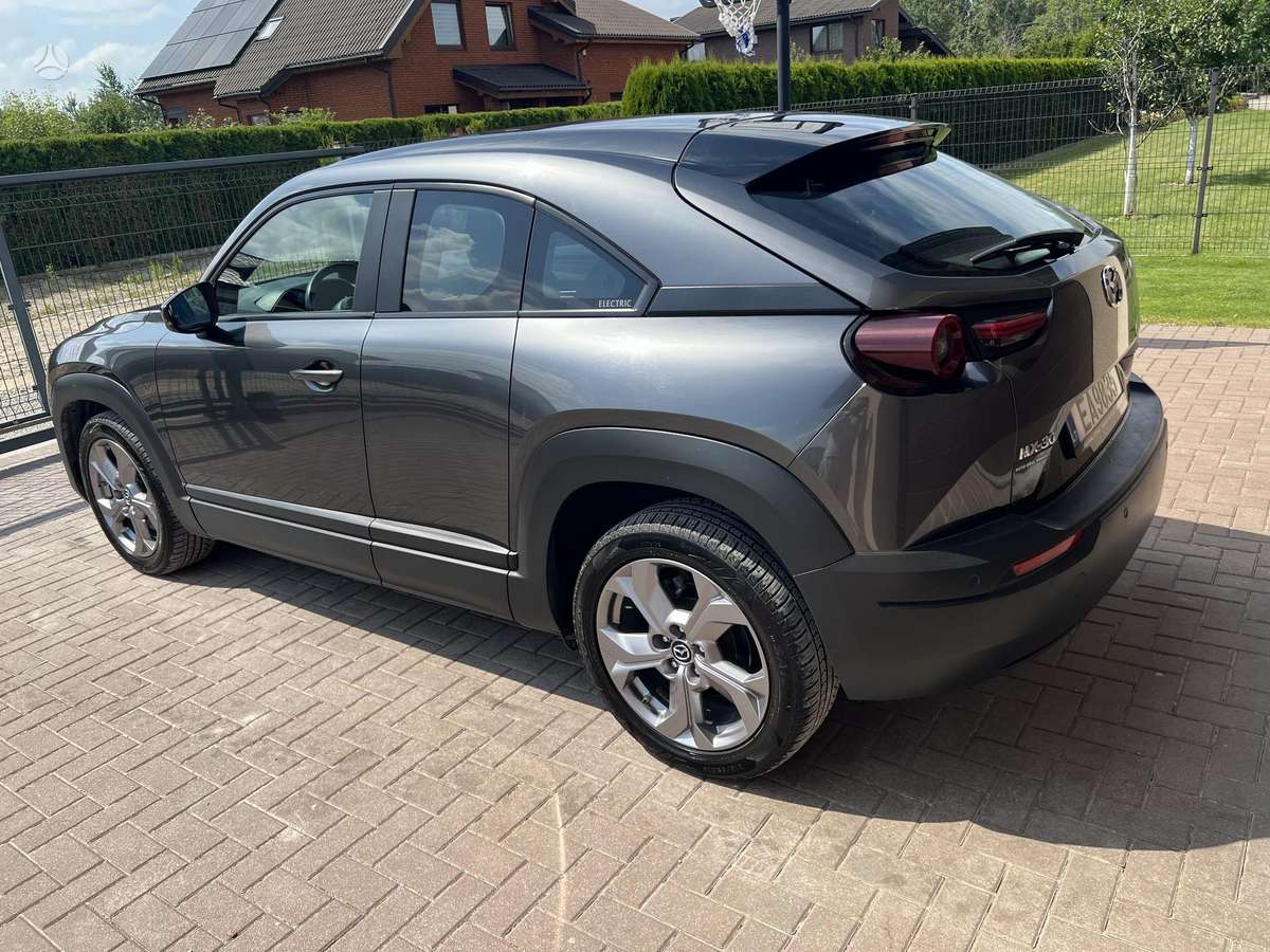 Mazda MX-30, 36 kWh, hatchback