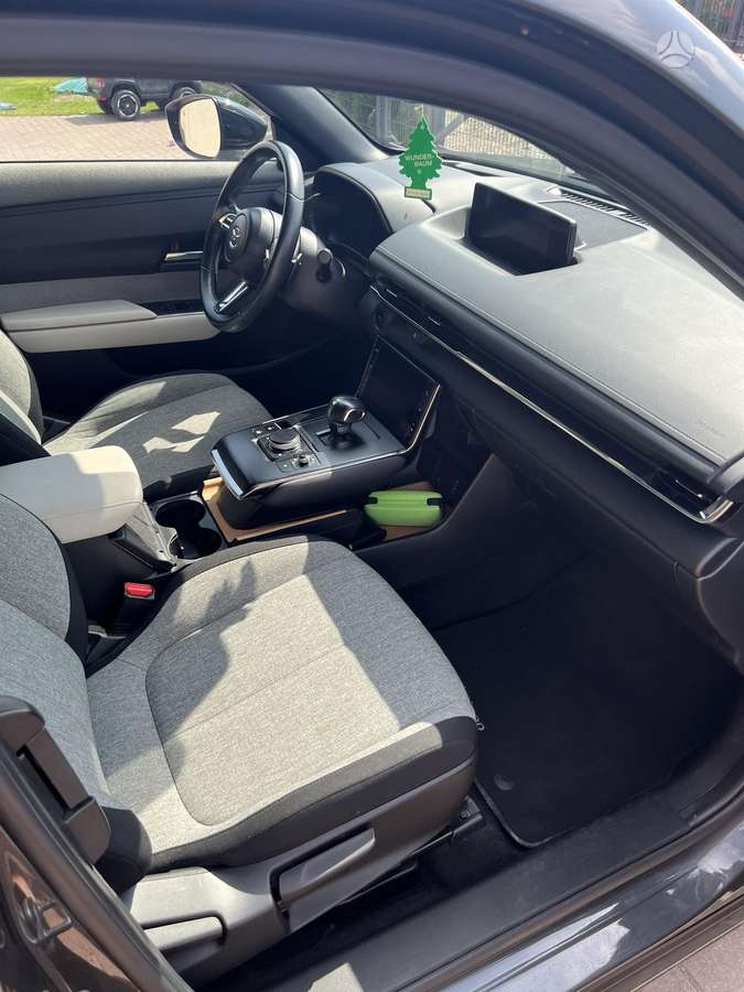 Mazda MX-30, 36 kWh, hatchback